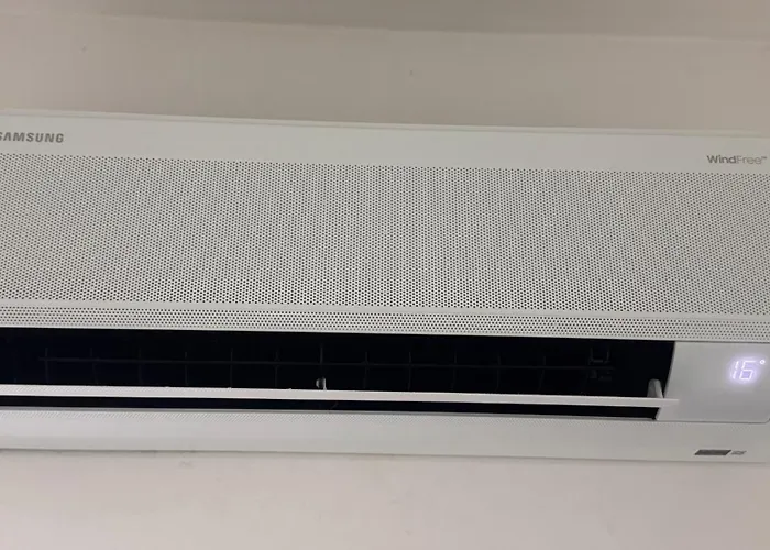 Apto Com Ar Condicionado Piscina Estacionamento Guarujá